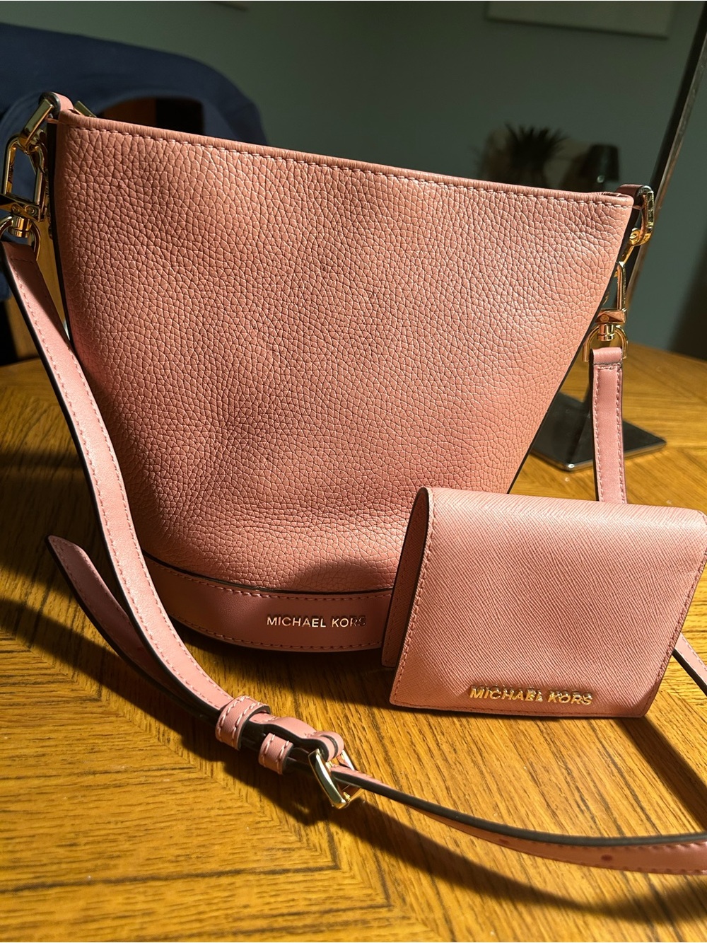 Michael Kors Pink Crossbody Bag with Pebbled Leather and wallet